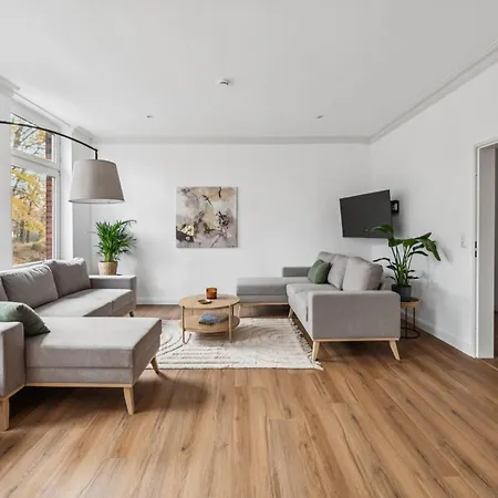 Neu! Gruppenurlaub Mit Sauna Im Ploener Seengebiet *